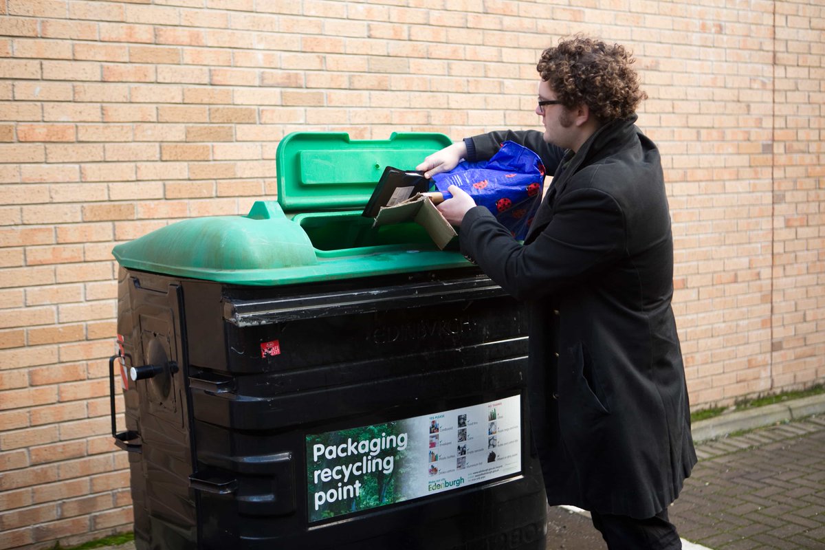 Edinburgh’s Communal Recycling Service To Address Overflowing Bins