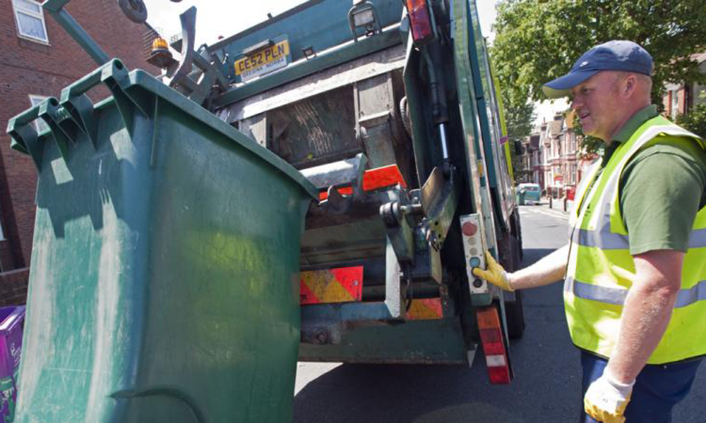 Union agrees to suspend Brighton and Hove bin strike