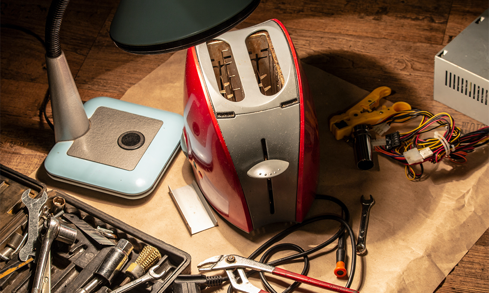 Windsor and Maidenhead to recycle small electricals from kerbside