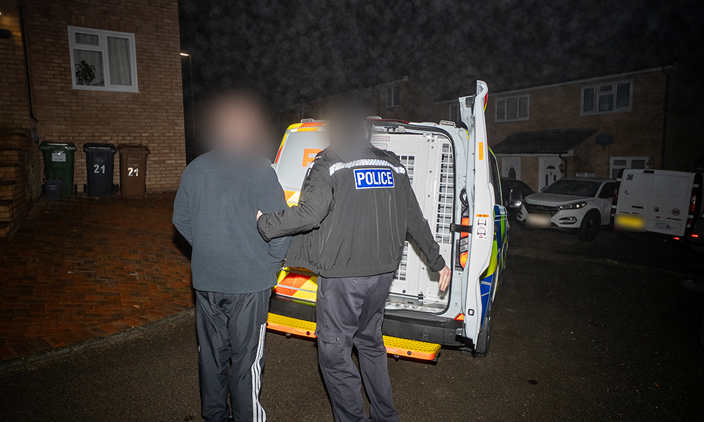 Three arrested over 20,000 tonne Kidlington waste dump